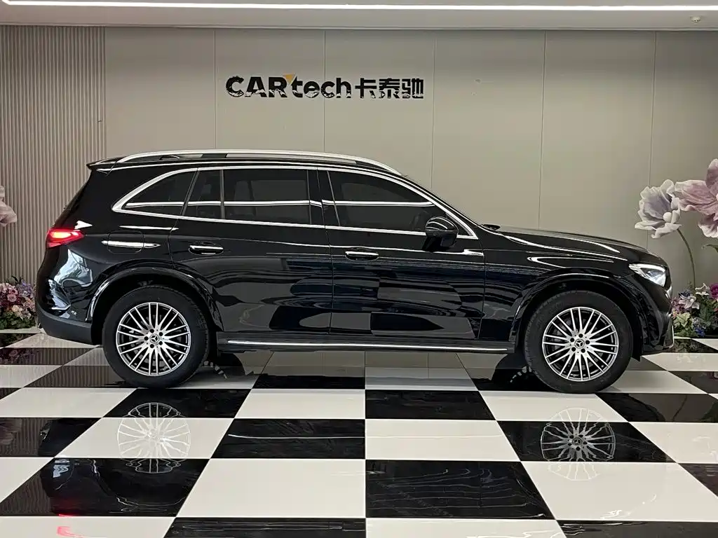 Mercedes-Benz GLC 2024
