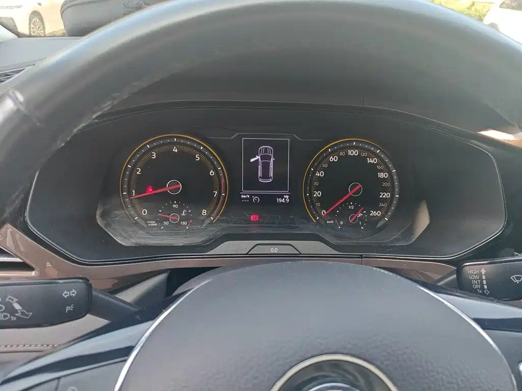 Volkswagen Tharu 2019