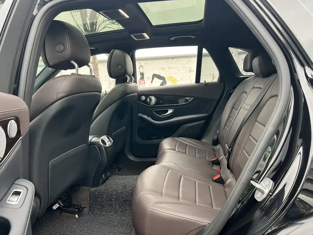 Mercedes-Benz GLC 2019 — фото 10