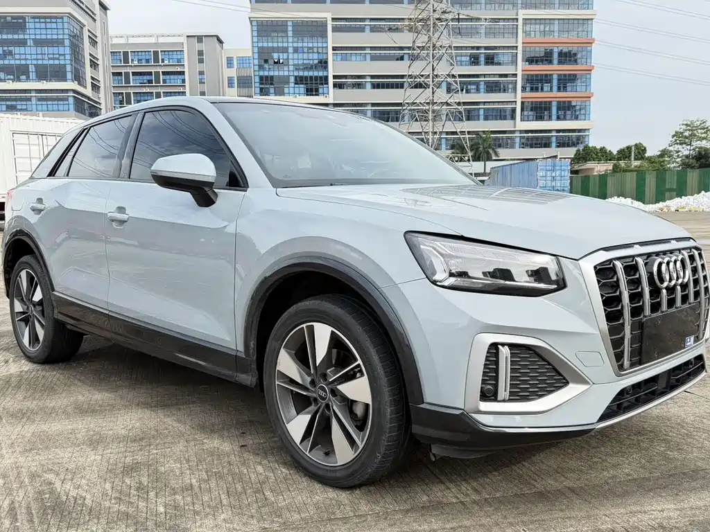Audi Q2L 2022