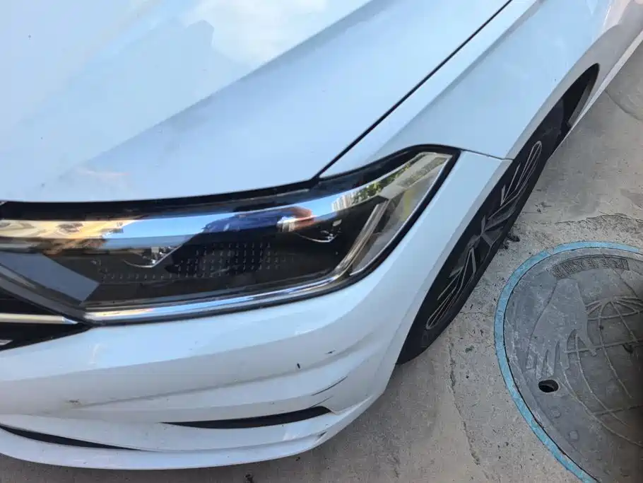 Volkswagen Sagitar 2020