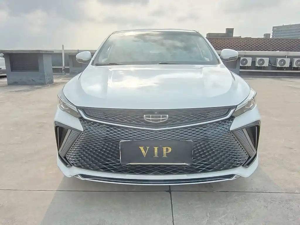 Geely Emgrand L 2022