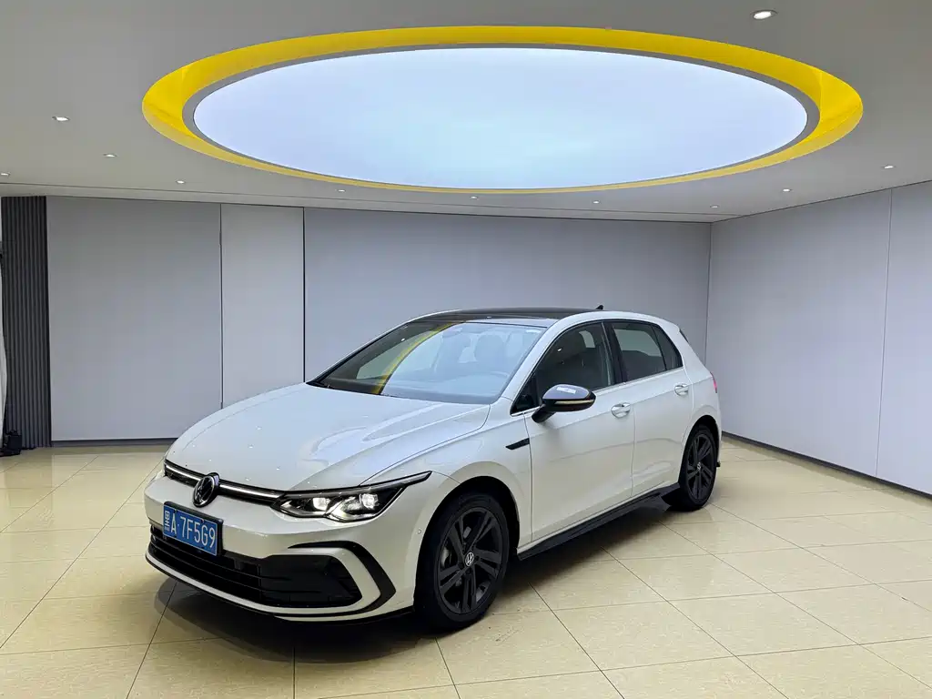 Volkswagen Golf 2022