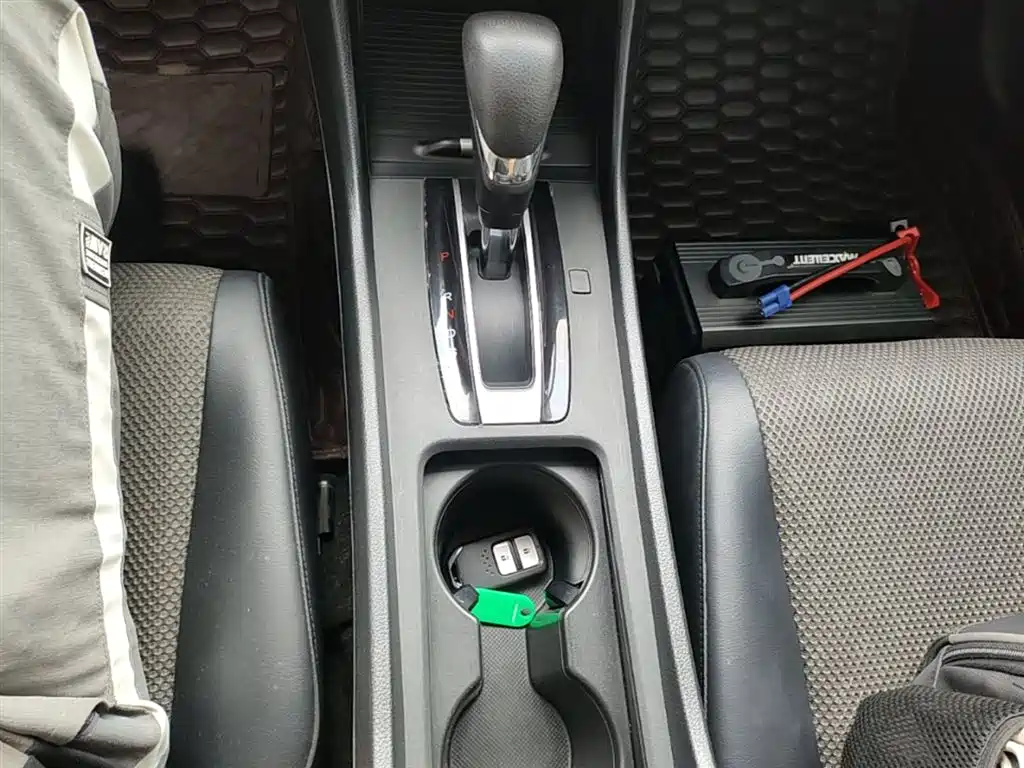 Honda Jade 2018 — фото 14