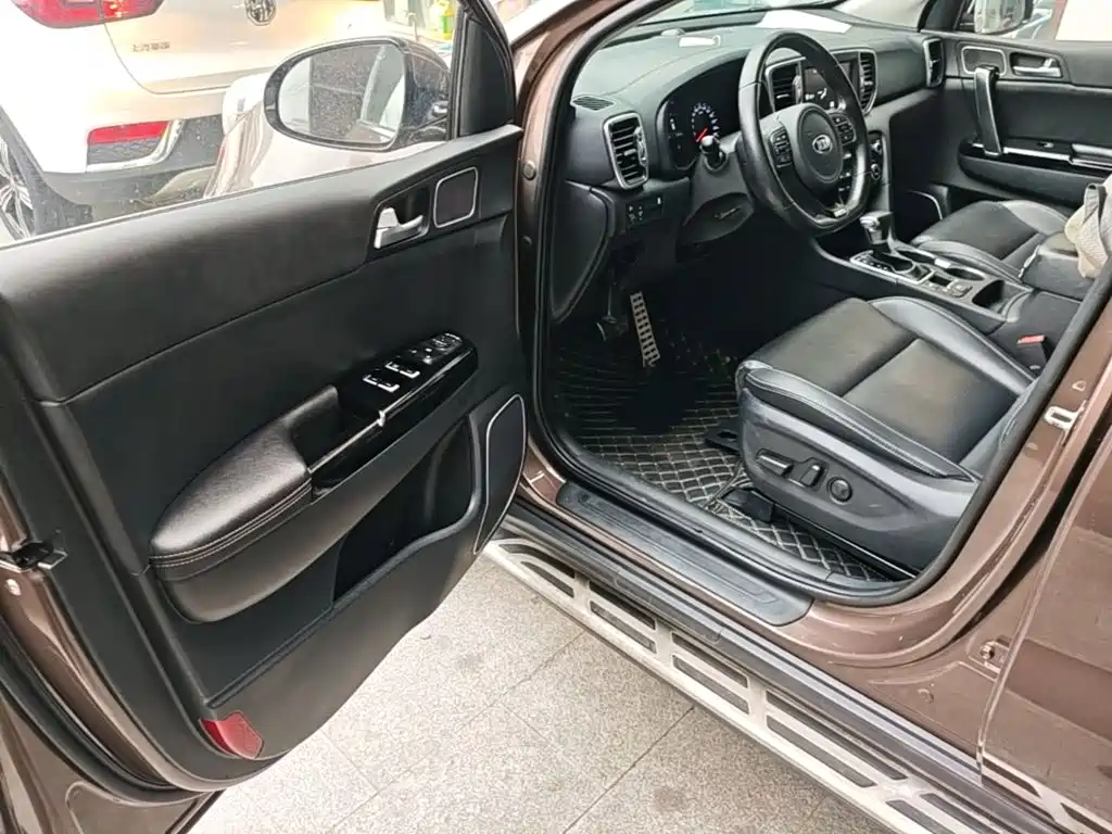 Kia KX5 2017 — фото 16