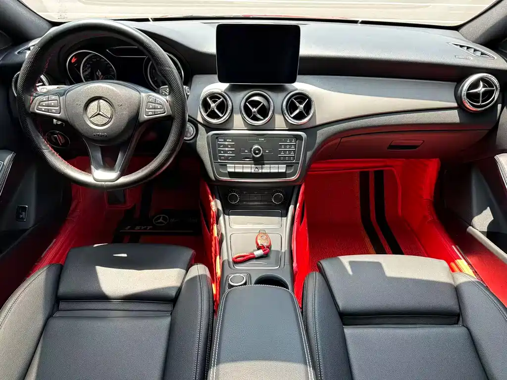 Mercedes-Benz CLA 2018