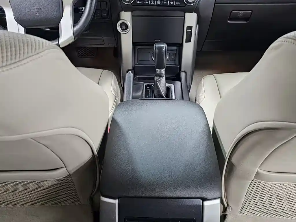 Toyota Prado 2014 — фото 14