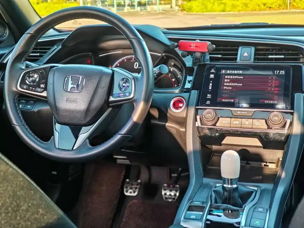 Honda Civic 2021 — фото 11