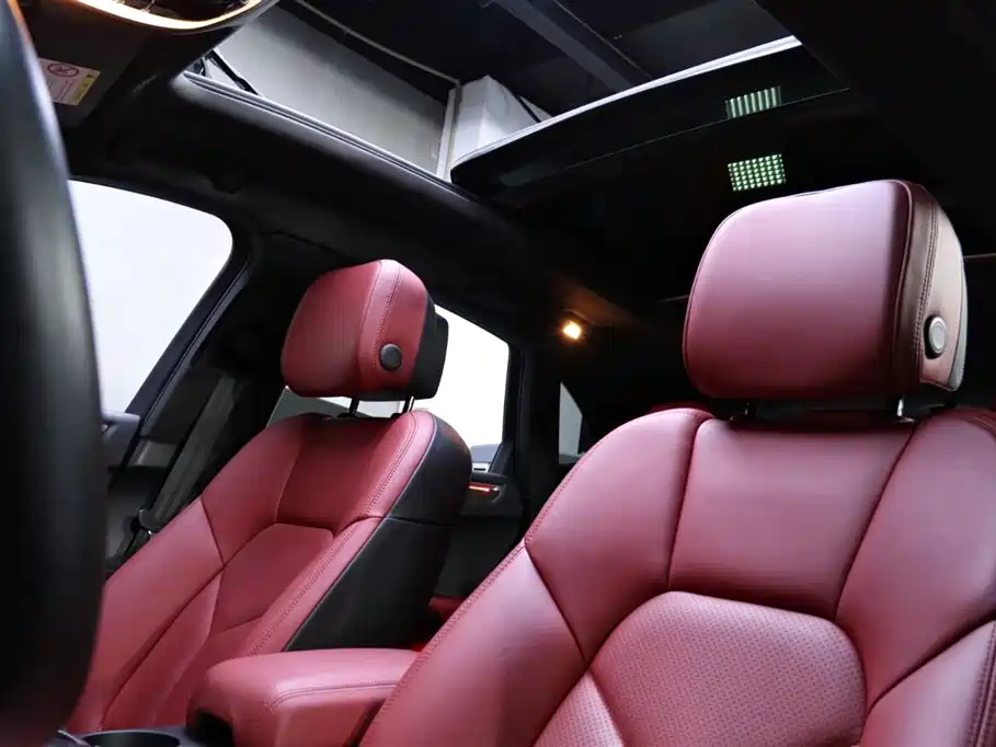 Porsche Macan 2020 — фото 16