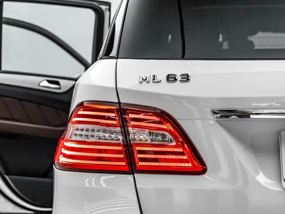 Mercedes-Benz M-Class AMG 2016 — фото 42