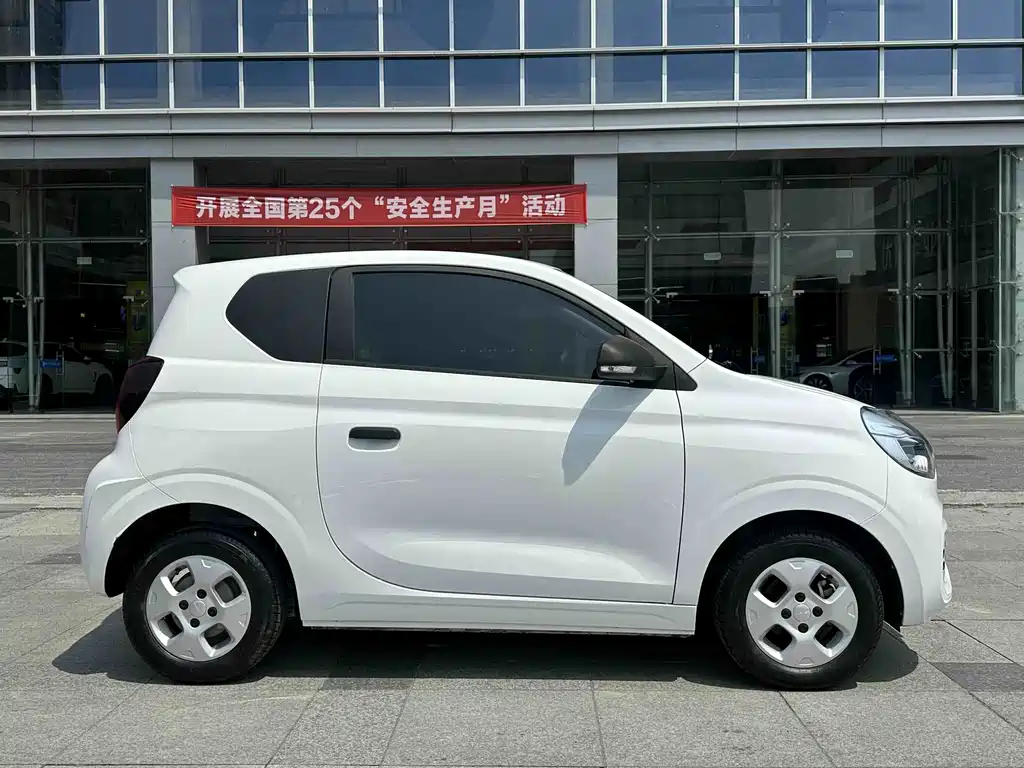 Roewe Clever 2021