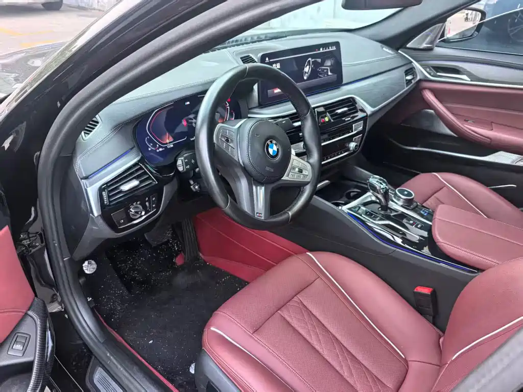 BMW 5 Series 2023