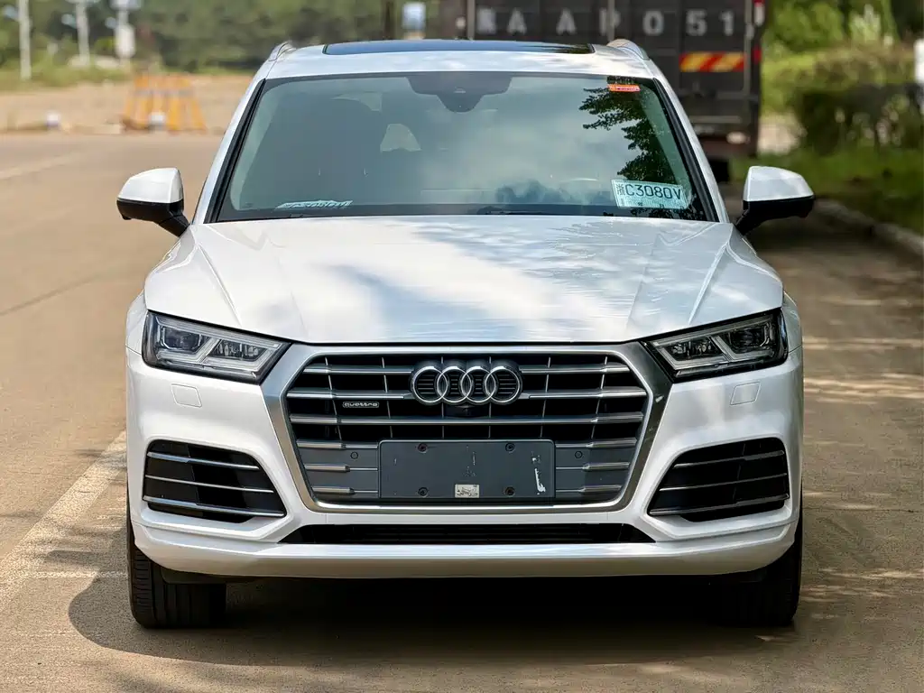 Audi Q5L 2019 — фото 2