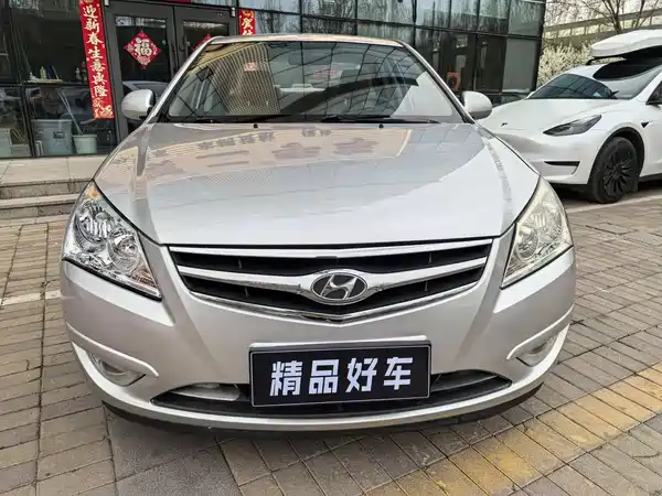 Hyundai Yuedong 2010