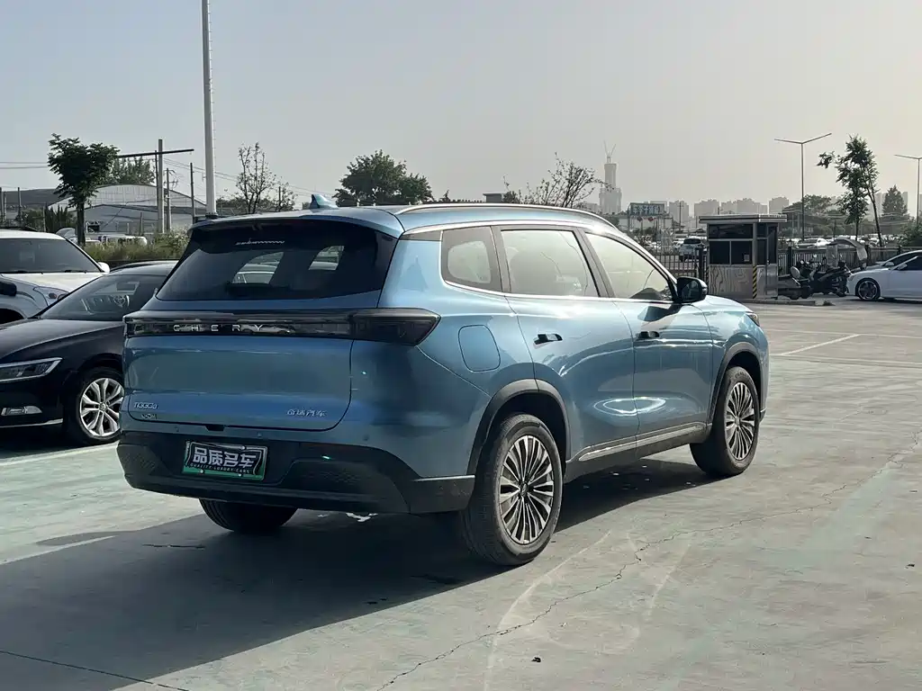 Chery Tiggo 8 PLUS C-DM 2026 — фото 10