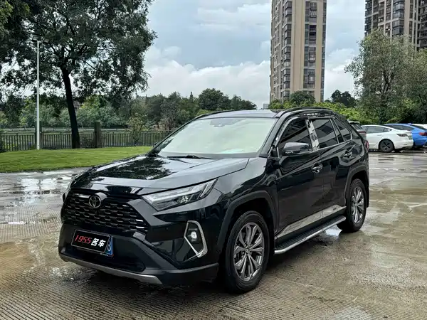 Toyota RAV4 2024