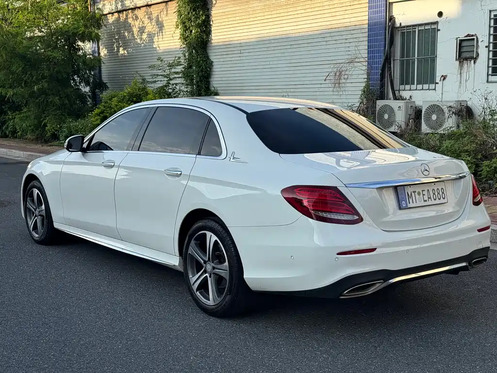 Mercedes-Benz E-Class 2017 — фото 6