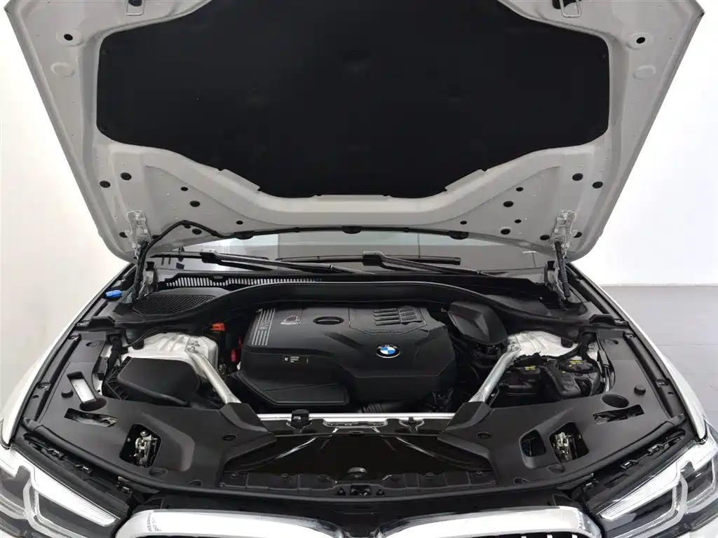 BMW 5 Series 2022