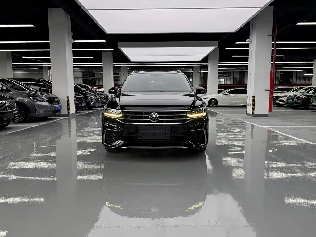 Volkswagen Tiguan L 2022