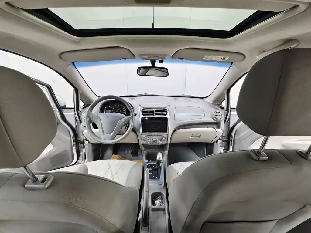 Chevrolet Sail 2014 — фото 10