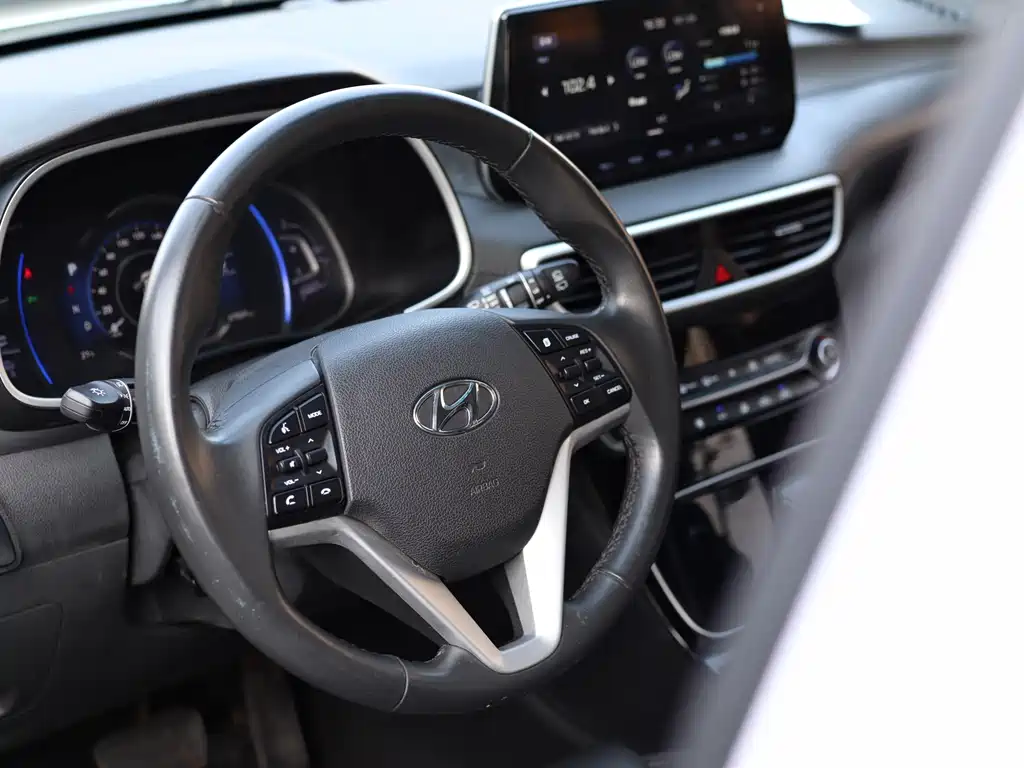 Hyundai Tucson 2020 — фото 13