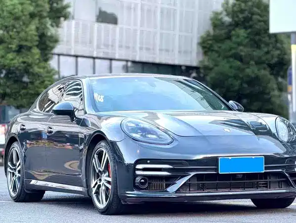 Porsche Panamera 2014