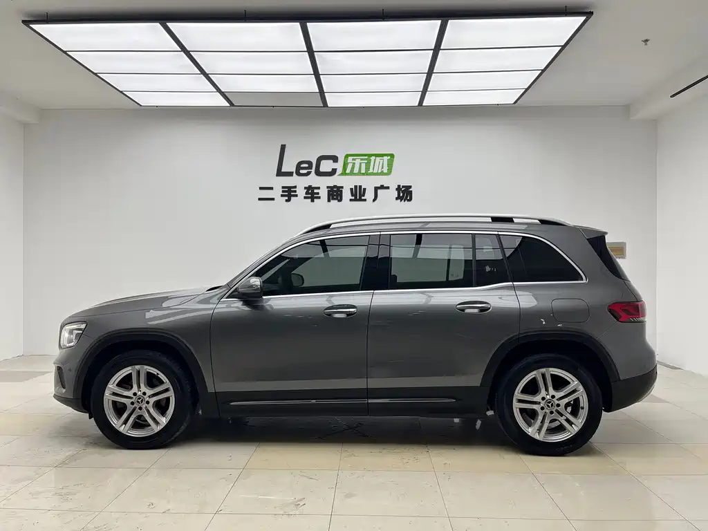 Mercedes-Benz GLB 2020
