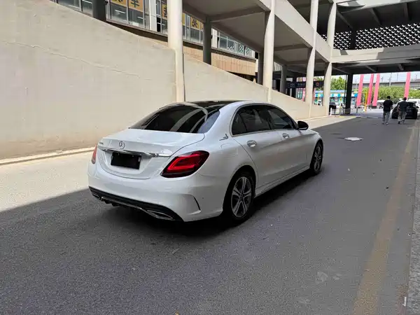 Mercedes-Benz C-Class 2020