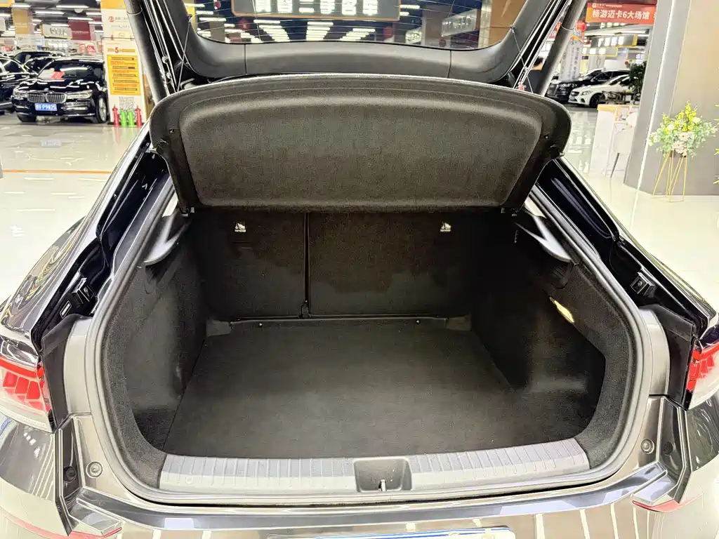 Volkswagen Lamando 2023