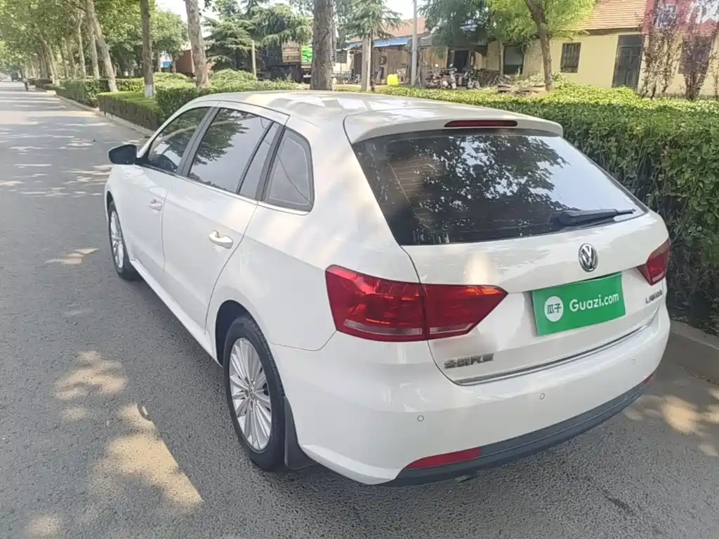 Volkswagen Gran Lavida 2015