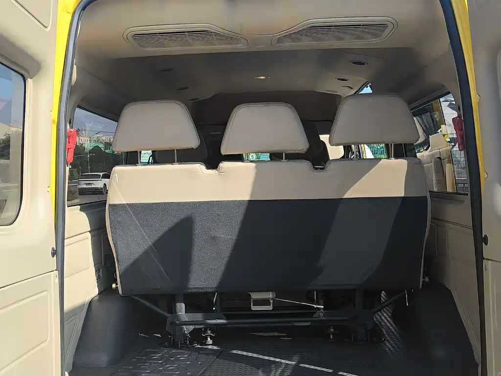 Ford Transit Custom 2018 — фото 17