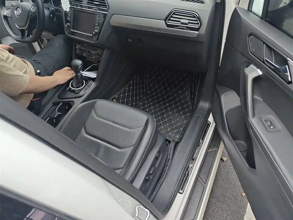 Volkswagen Tiguan L 2017 — фото 20