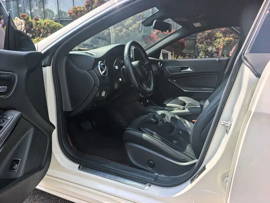 Mercedes-Benz CLA 2017 — фото 7
