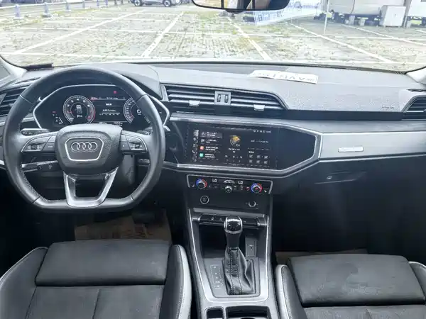 Audi Q3 2023