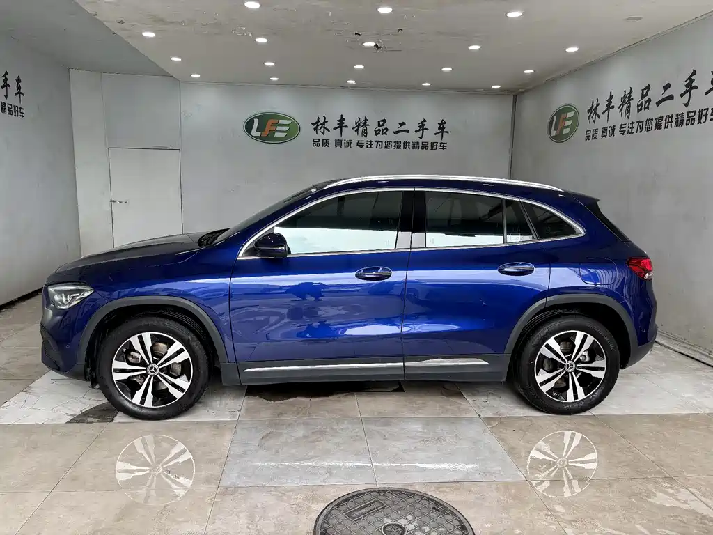 Mercedes-Benz GLA 2021