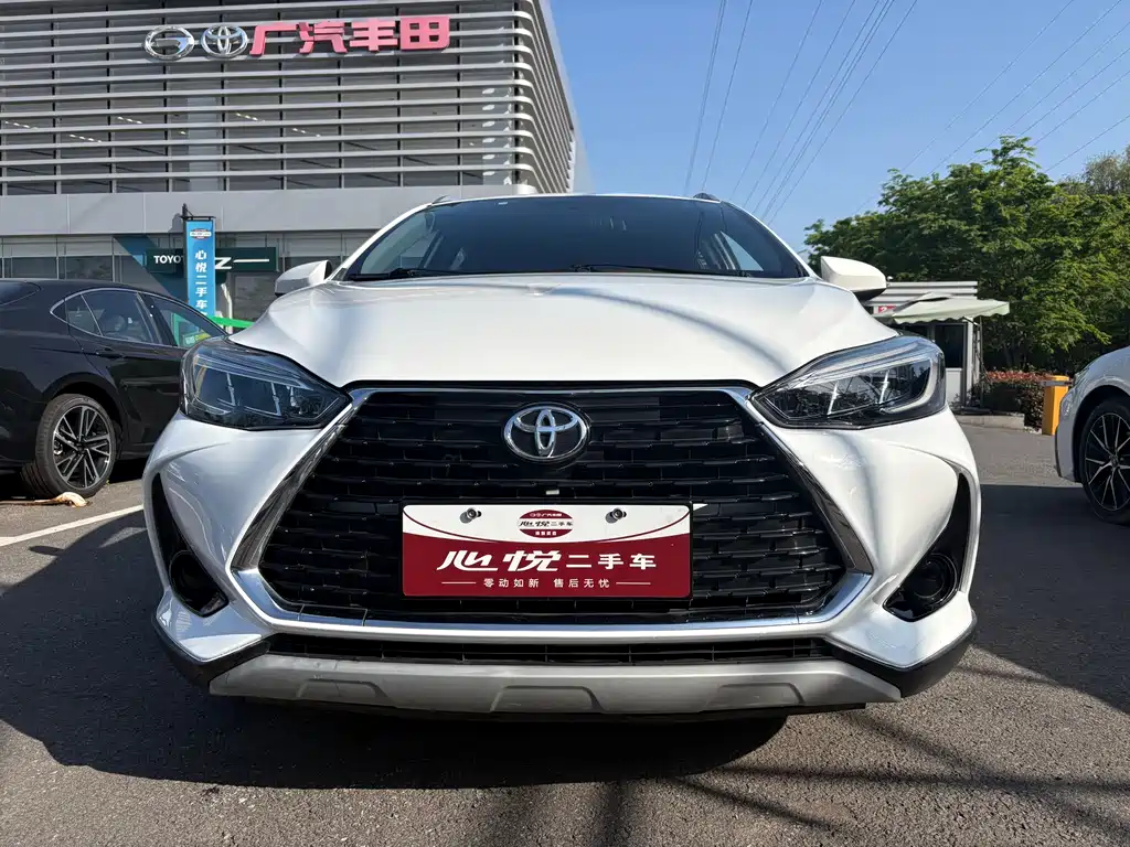 Toyota Yaris L 2020 — фото 2