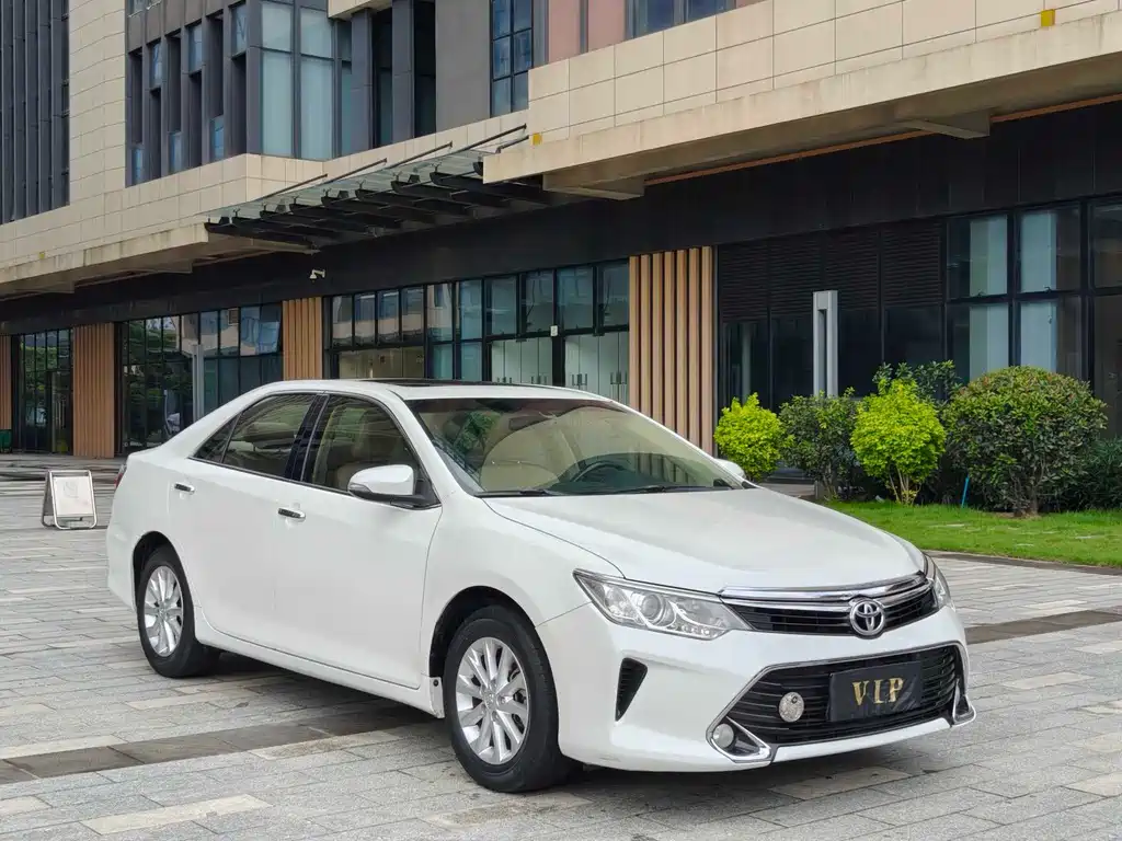 Toyota Camry 2017