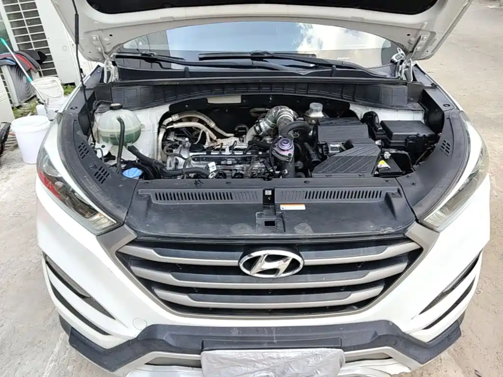 Hyundai Tucson 2017 — фото 20
