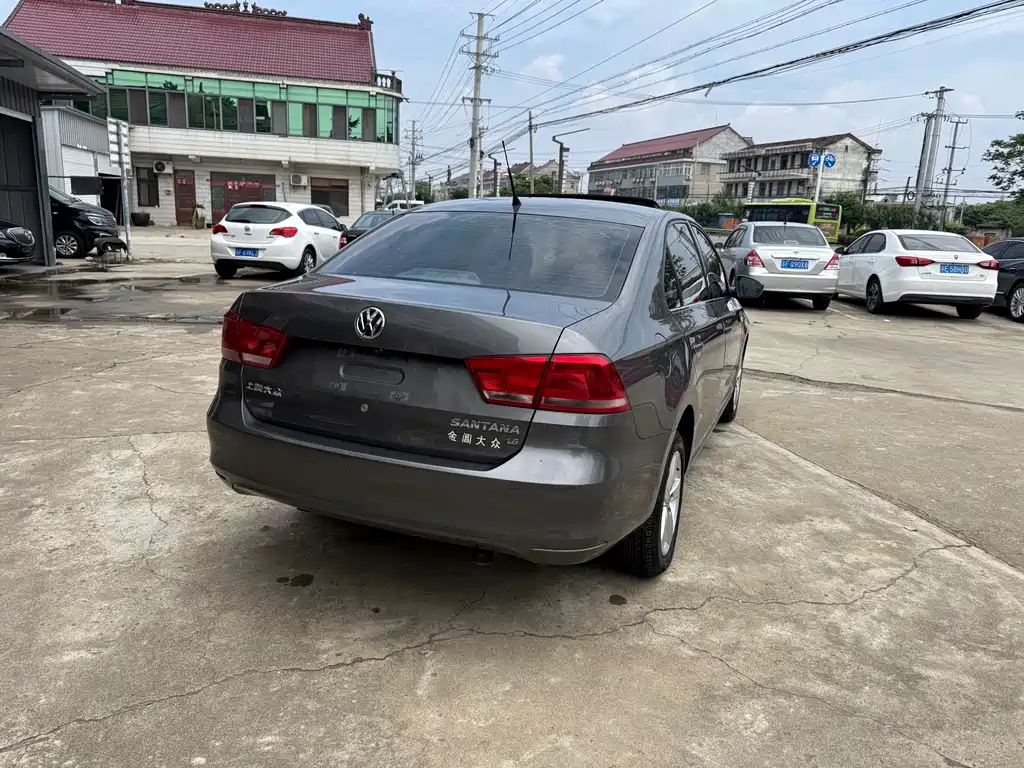 Volkswagen Santana 2015