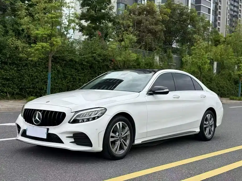 Mercedes-Benz C-Class 2020