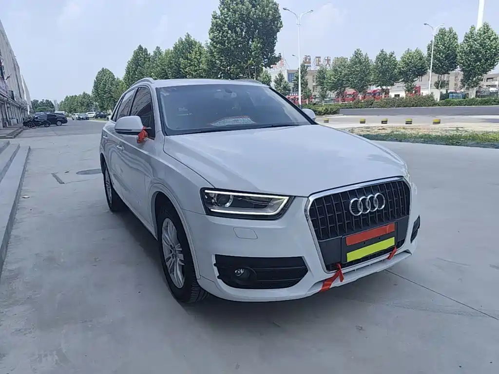 Audi Q3 2014
