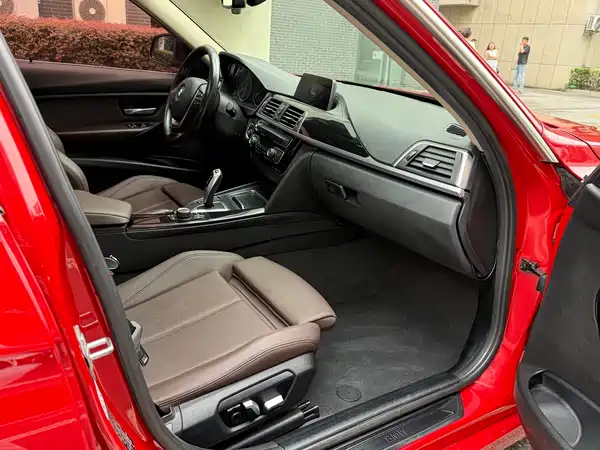 BMW 3 Series 2017