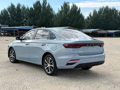 Geely Emgrand 2023