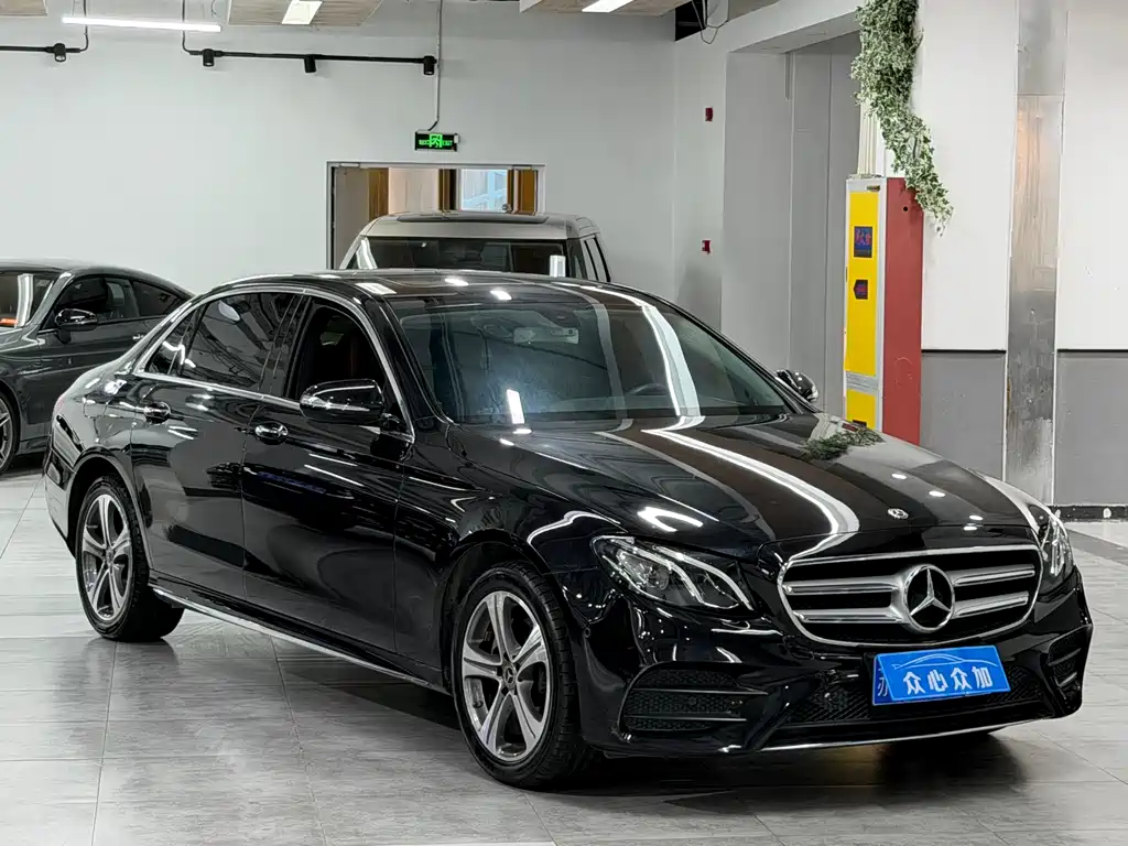 Mercedes-Benz E-Class 2019 — фото 3