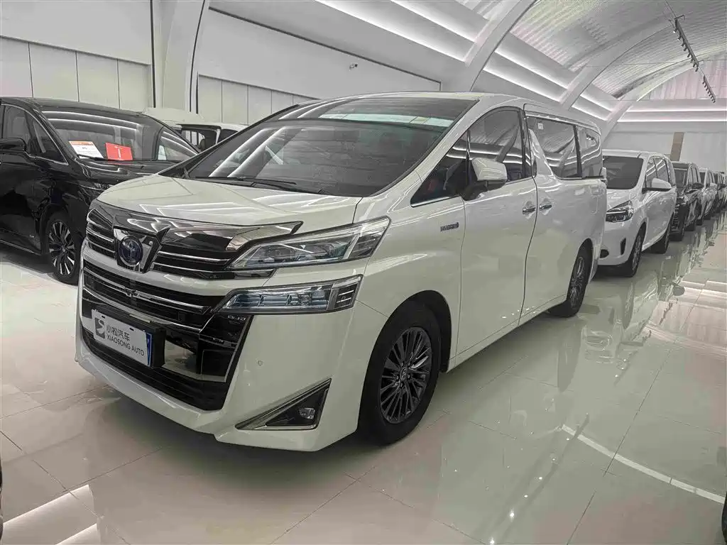 Toyota Vellfire 2020 — фото 1