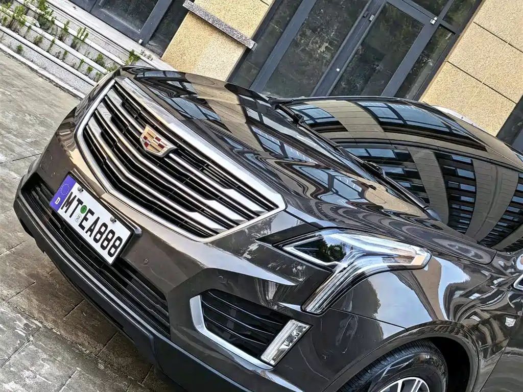 Cadillac XT5 2019 — фото 18