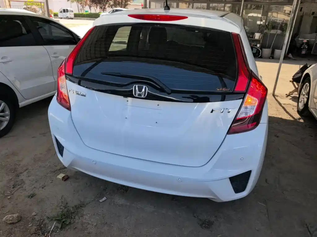 Honda Fit 2017 — фото 6