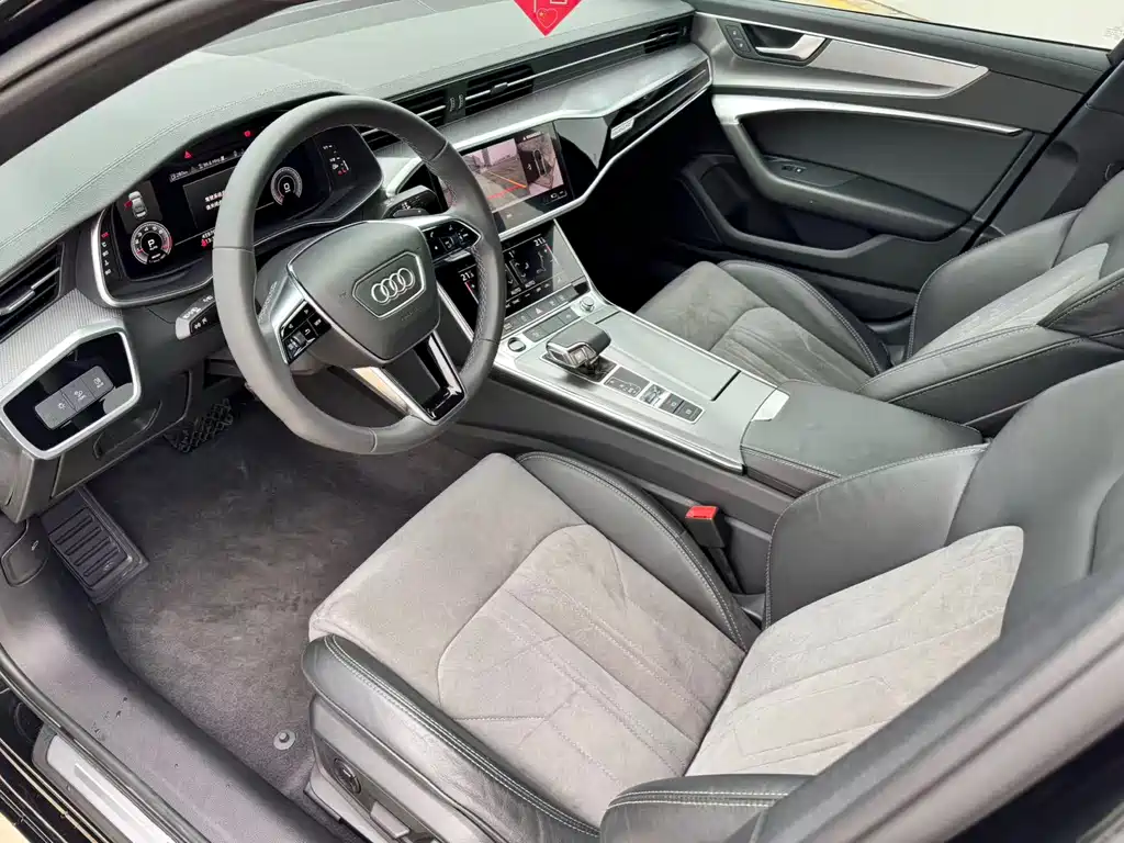 Audi A6L 2022