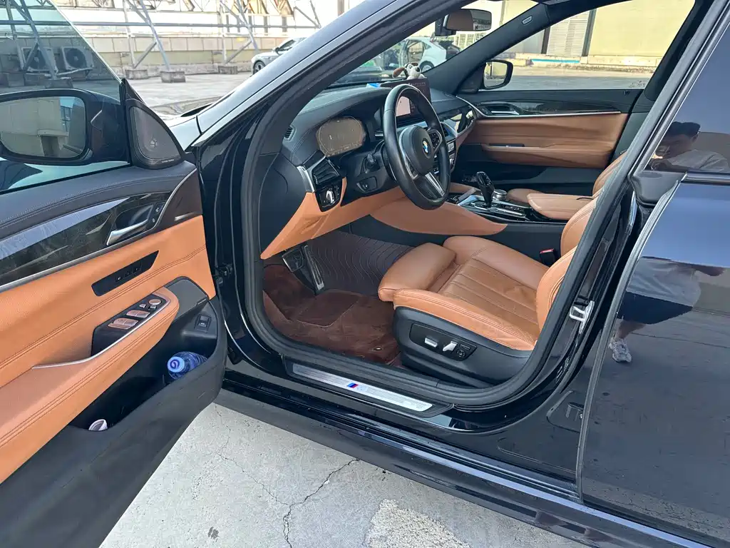 BMW 6 Series GT 2020 — фото 4