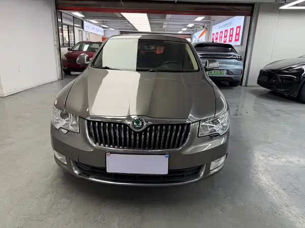 Skoda Superb 2013